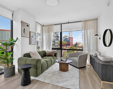 52 4th Avenue - Photo Thumbnail 5