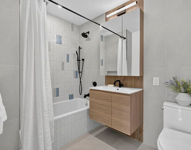 52 4th Avenue - Photo Thumbnail 11
