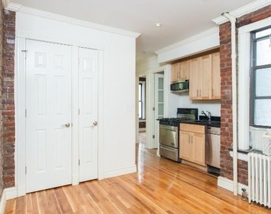 East 13th Street - Photo Thumbnail 3