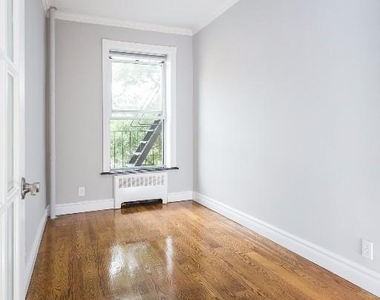 Hudson Street - Photo Thumbnail 4