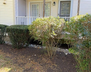 77 Potomac Dr - Photo Thumbnail 13