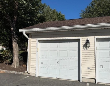 77 Potomac Dr - Photo Thumbnail 12