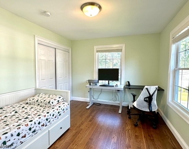 37 Miele Pl - Photo Thumbnail 14