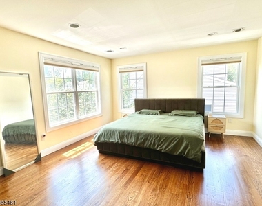 37 Miele Pl - Photo Thumbnail 7