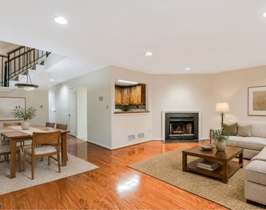 293 Greenfield Rd - Photo Thumbnail 14