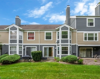 293 Greenfield Rd - Photo Thumbnail 35