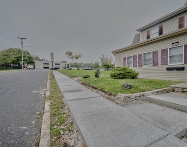 47 Court St - Photo Thumbnail 1