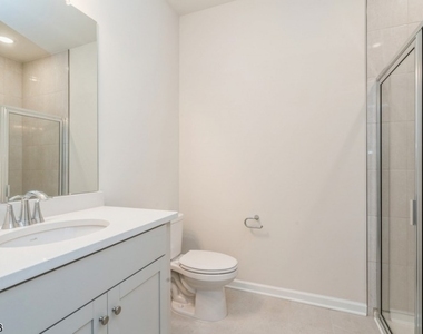 77 Robeson St - Photo Thumbnail 16