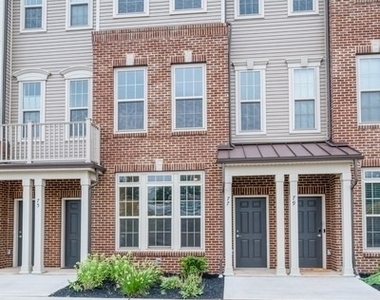 77 Robeson St - Photo Thumbnail 2