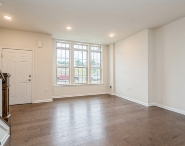 77 Robeson St - Photo Thumbnail 9