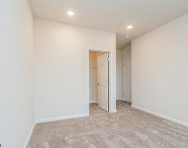 77 Robeson St - Photo Thumbnail 22