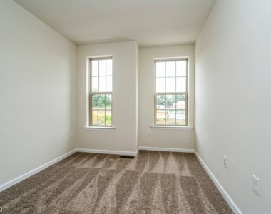 77 Robeson St - Photo Thumbnail 18