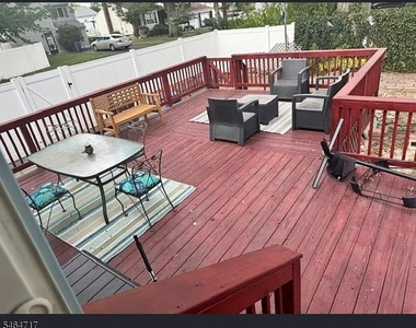 110 Broadway - Photo Thumbnail 7