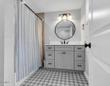 2137 Locust Road - Photo Thumbnail 12