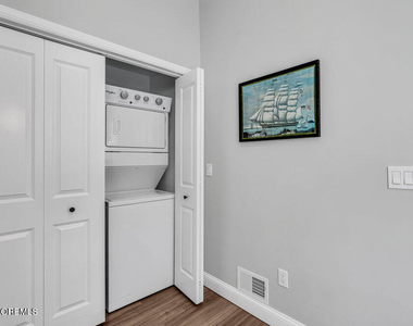 2137 Locust Road - Photo Thumbnail 13