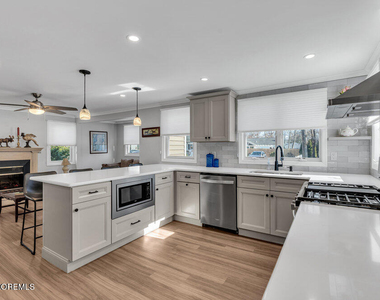 2137 Locust Road - Photo Thumbnail 7