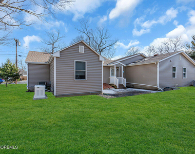 2137 Locust Road - Photo Thumbnail 21