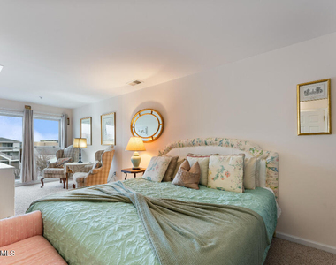 32 Webster Avenue - Photo Thumbnail 12