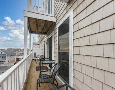 32 Webster Avenue - Photo Thumbnail 3