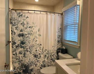 100 Ocean Park Avenue - Photo Thumbnail 13
