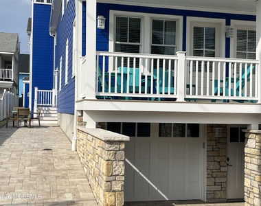 100 Ocean Park Avenue - Photo Thumbnail 18