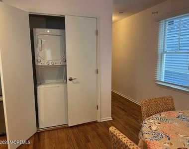 100 Ocean Park Avenue - Photo Thumbnail 4