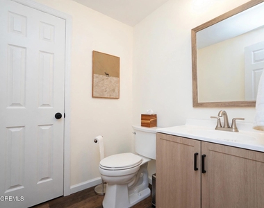 17 Locksley Lane - Photo Thumbnail 49