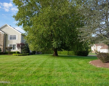 17 Locksley Lane - Photo Thumbnail 5