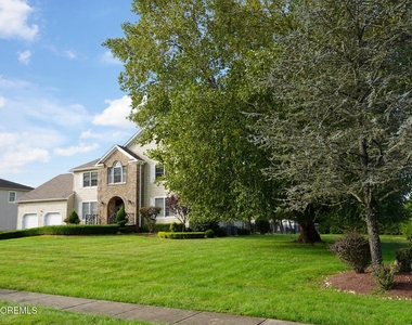17 Locksley Lane - Photo Thumbnail 4