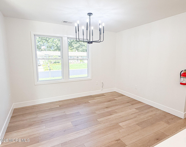 18 Arlyn Drive - Photo Thumbnail 45