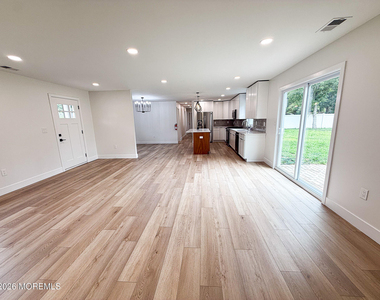 18 Arlyn Drive - Photo Thumbnail 37