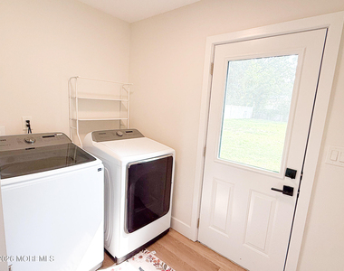 18 Arlyn Drive - Photo Thumbnail 23