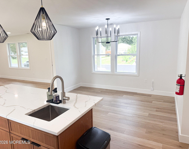 18 Arlyn Drive - Photo Thumbnail 9