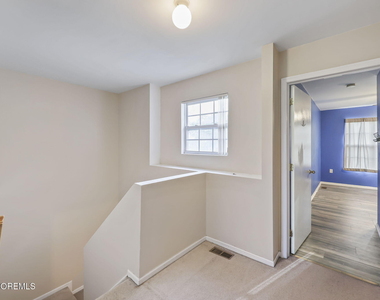 302 Graham Avenue - Photo Thumbnail 11