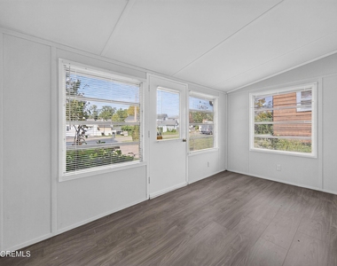 22 Oldfield Place - Photo Thumbnail 11