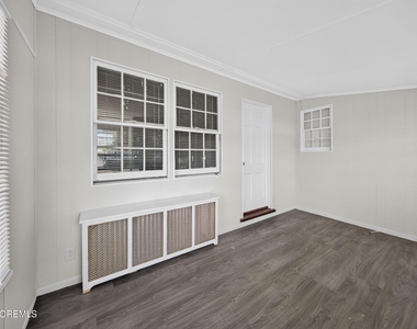 22 Oldfield Place - Photo Thumbnail 13