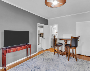 512 7th Avenue - Photo Thumbnail 6
