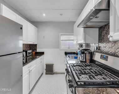 512 7th Avenue - Photo Thumbnail 8