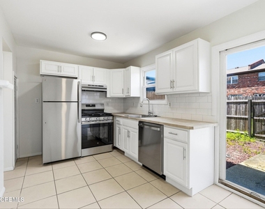 180 Greenwood Loop Road - Photo Thumbnail 6