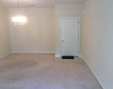 235 Sophee Lane - Photo Thumbnail 6