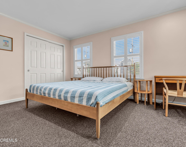 102 W Spray Way - Photo Thumbnail 23