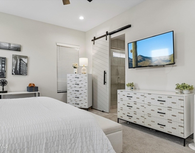 17426 N 49th Street - Photo Thumbnail 19