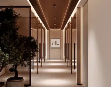 Saint Marks Place - Photo Thumbnail 9