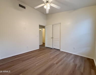 9765 W Yukon Drive - Photo Thumbnail 26
