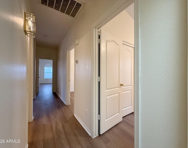 9765 W Yukon Drive - Photo Thumbnail 14