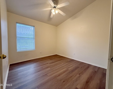 9765 W Yukon Drive - Photo Thumbnail 25