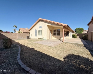 9765 W Yukon Drive - Photo Thumbnail 32