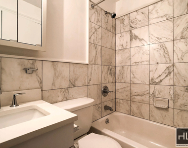 West 73rd Street - Photo Thumbnail 4