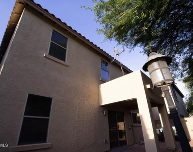 9427 W Virginia Avenue - Photo Thumbnail 14