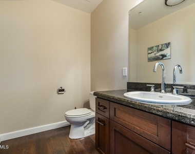 4931 N Woodmere Fairway -- - Photo Thumbnail 19